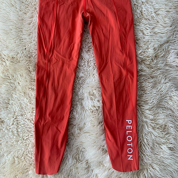 Athleta x Peloton Supersonic 7/8 leggings S - Picture 4 of 7